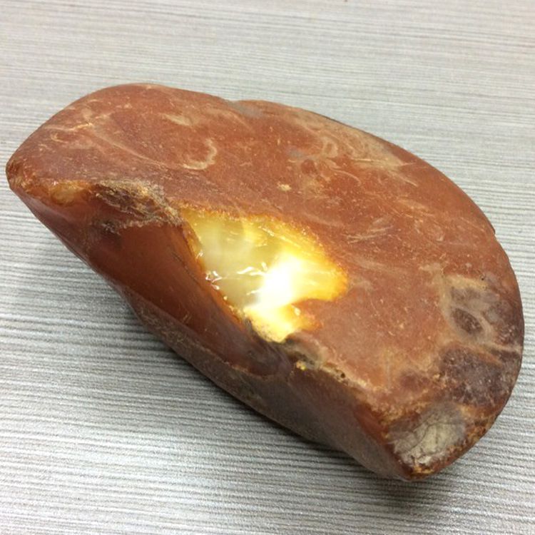 乌料琥珀蜜蜡 *** 矿区直营价格 雕刻件原石