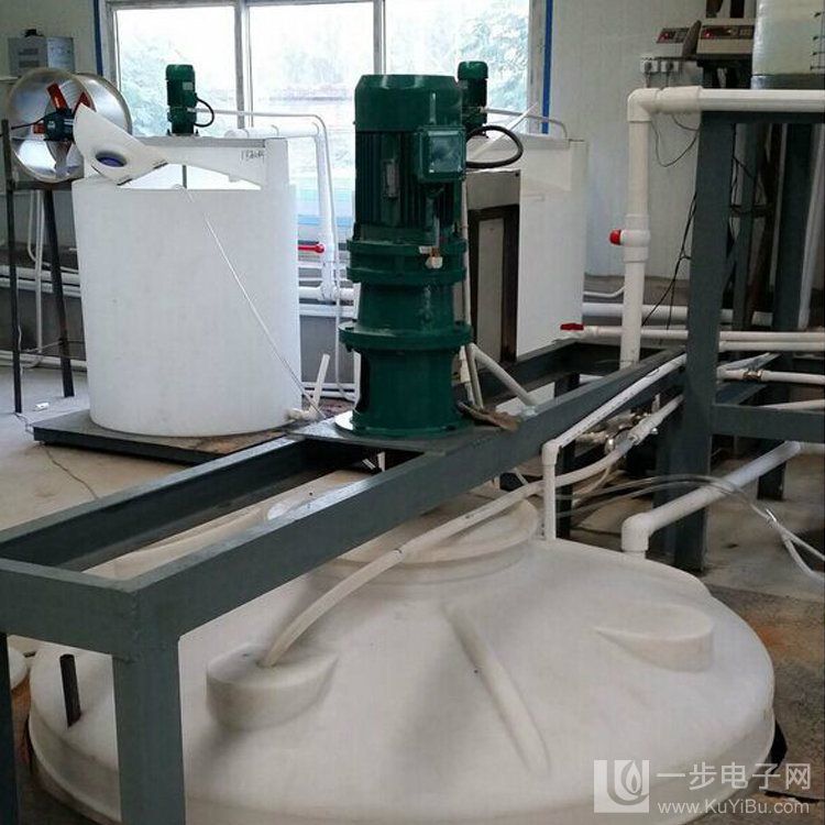 图2-减水剂复配设备 诺顺10吨平底 地埋式 搅拌复配罐