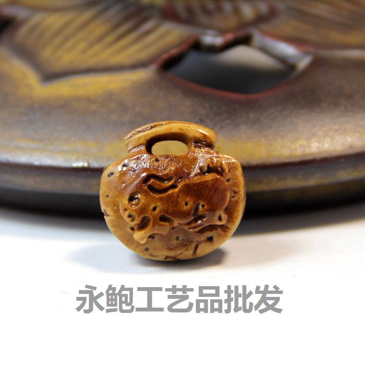桃核雕刻福锁十二生肖 桃核工艺品 长命锁 辟邪压惊手链th036
