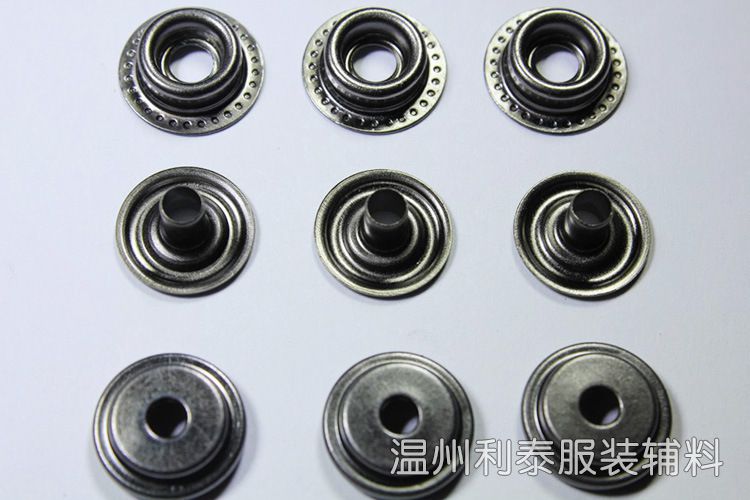 厂家供应 箱包辅料 金属四合扣 201金属按钮扣 厂家批发