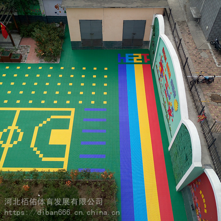 【河北省幼儿园悬浮拼装地板安装 室外悬浮地板 环保无气味】图片