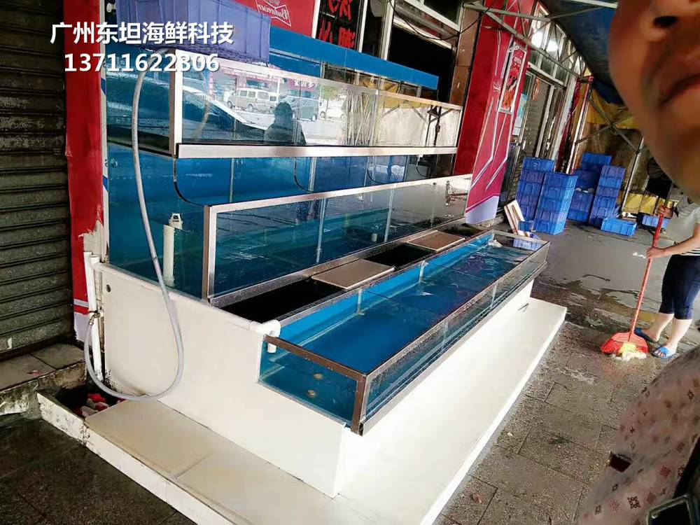 深圳玻璃鱼缸定制-深圳厨房小型海鲜池-深圳坪山海鲜缸