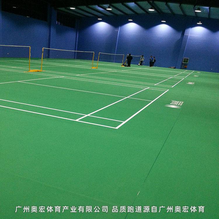 羽毛球场铺设,硅pu羽毛球场地施工