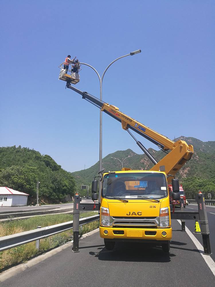 北京高空作业 车出租,升降车租赁,路灯车,登高车出租