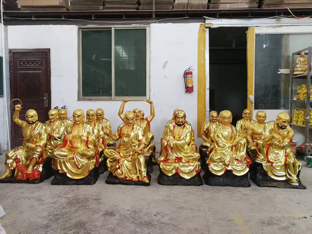 佛像定制厂家木雕十八罗汉佛像蓄势待发寺庙玻璃钢十八罗汉佛像