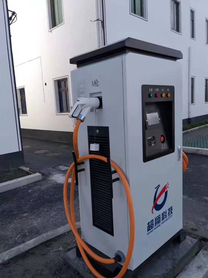 自由能源两块磁铁生电_新能源电汽车_上海电巴新能源怎么样