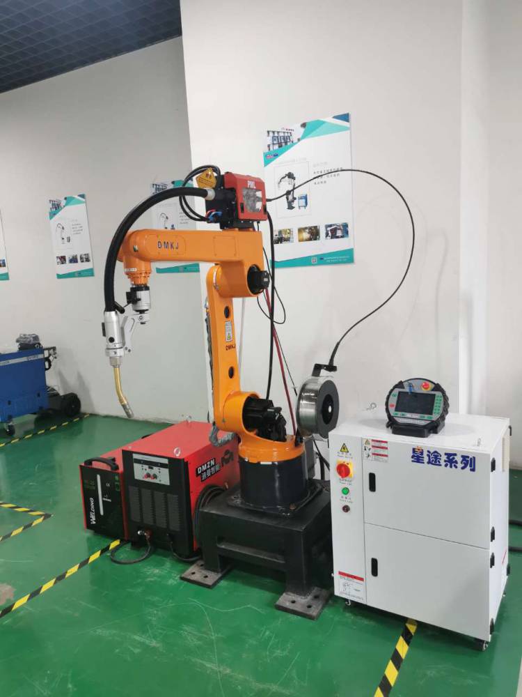 机器人BOB在焊装生产线中运用的特点焊接质量稳定的应用