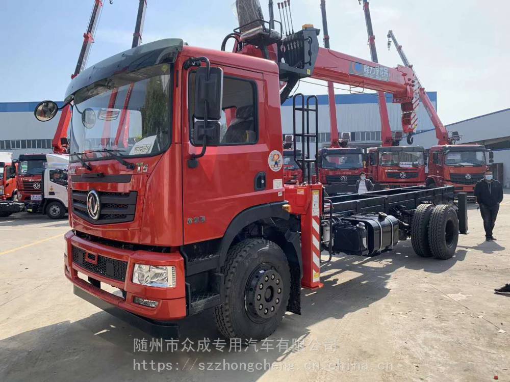 单排威龙8吨随车吊_起重机用多功能大型随车吊_东风华神随车吊价格
