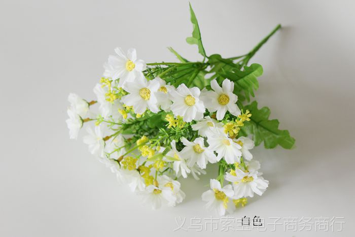 仿真植物绢花 外贸小雏菊假花 厂家仿真花批发 上一个 下一个>