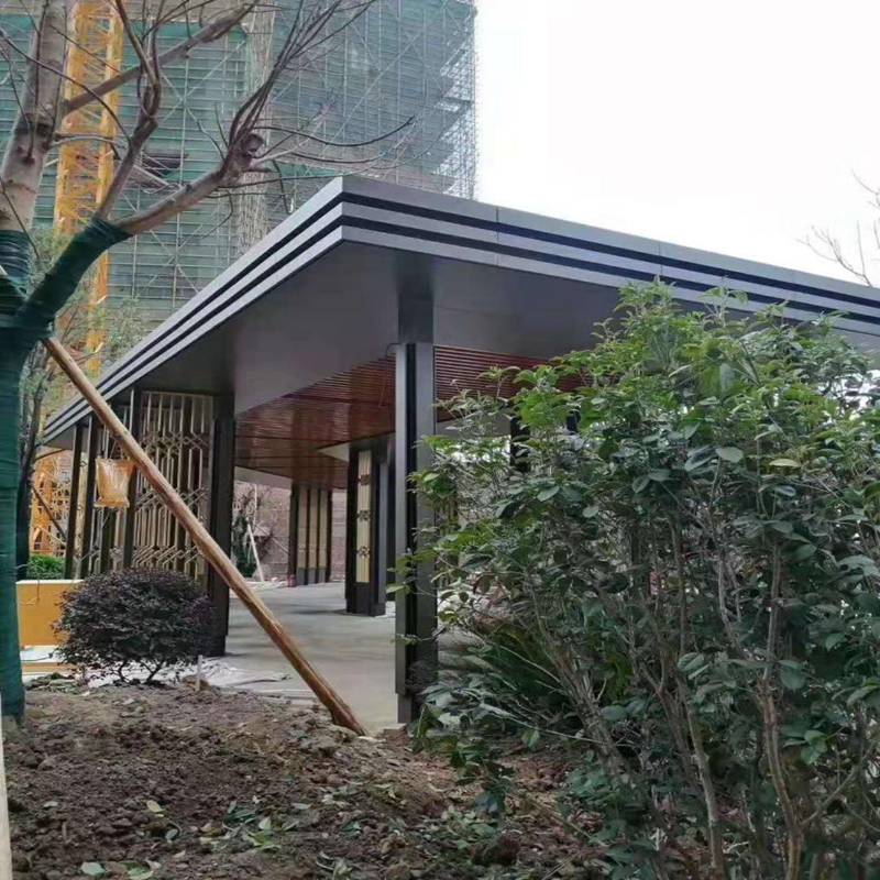 雨棚氟碳铝单板_檐口造型铝单板_铝单板定制厂家