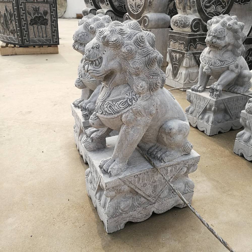 加工汉白玉石狮子 传统卷发石狮 石雕狮子汉白玉石狮