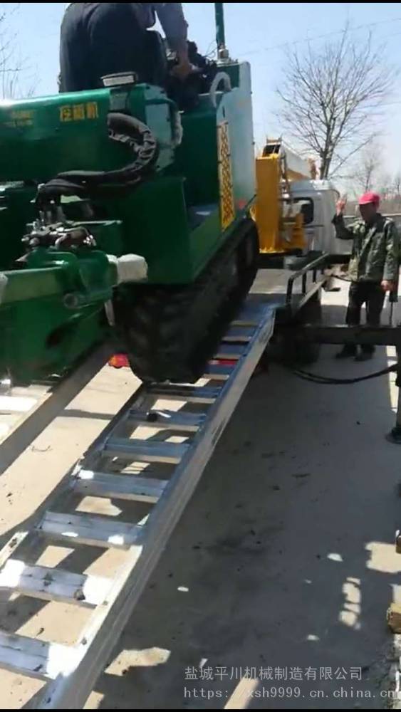 小松久保田勾机挖掘机专用铝合金爬梯货车运输爬梯安全轻便