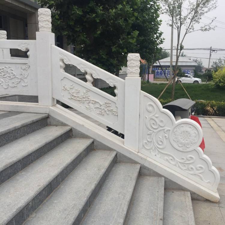 【青石护栏 河道石栏杆 栏板护栏 厂家】图片