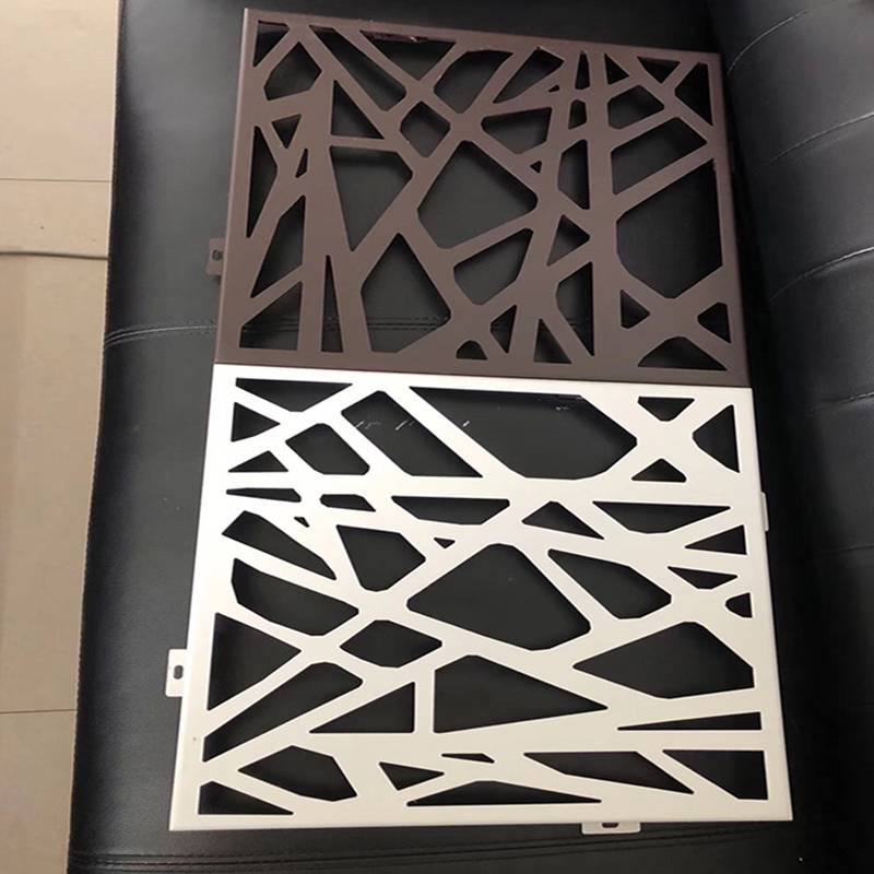 外墙雕花铝单板雕刻镂空铝屏风隔断装饰材料