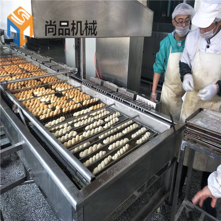 甜甜圈油炸机 夹心面包油炸设备 尚品连续式面包麻花油炸生产线