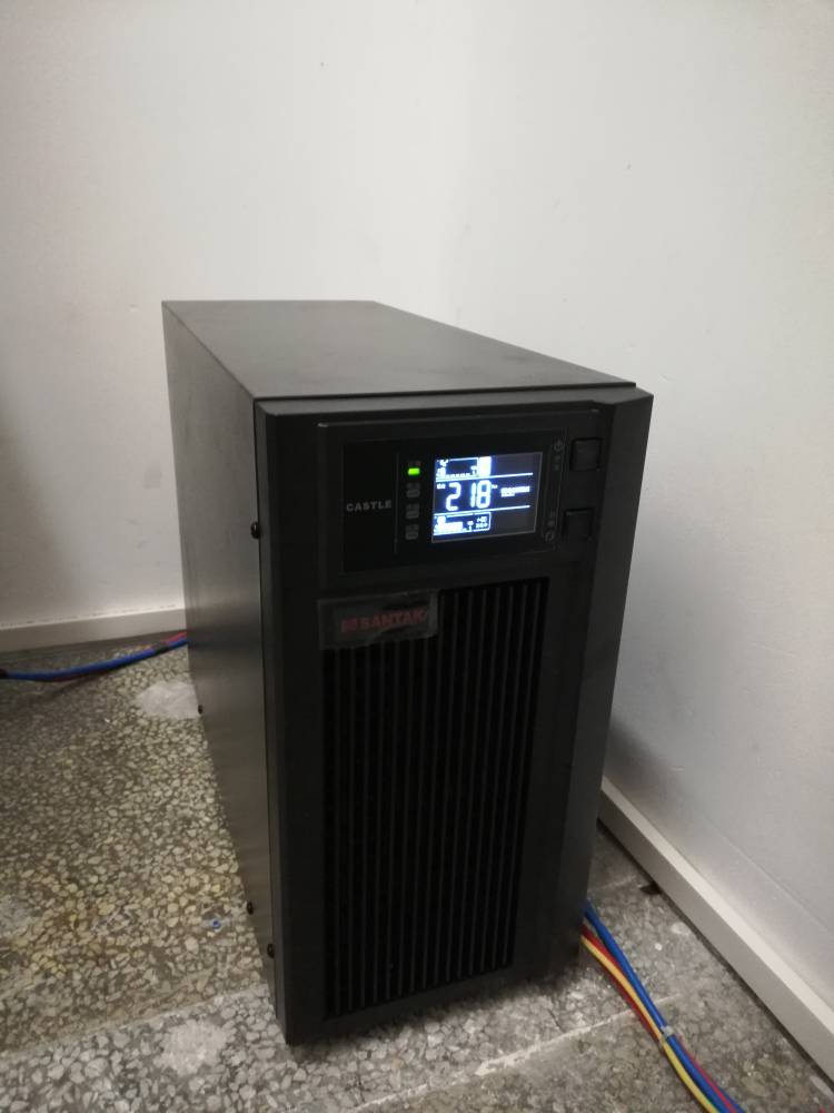 山特ups电源c10ks10kva满载8kw外置蓄电池价格