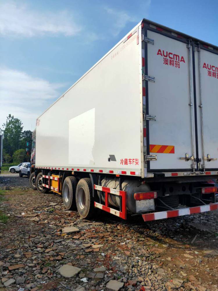 解放jh6前四后八9米6冷藏车,二手国五前四后八9米6冷藏车,二手冷藏车