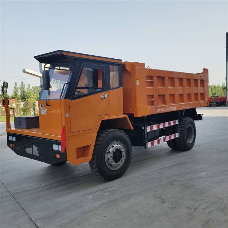 12吨四驱地下自卸车 湿式制动运矿车