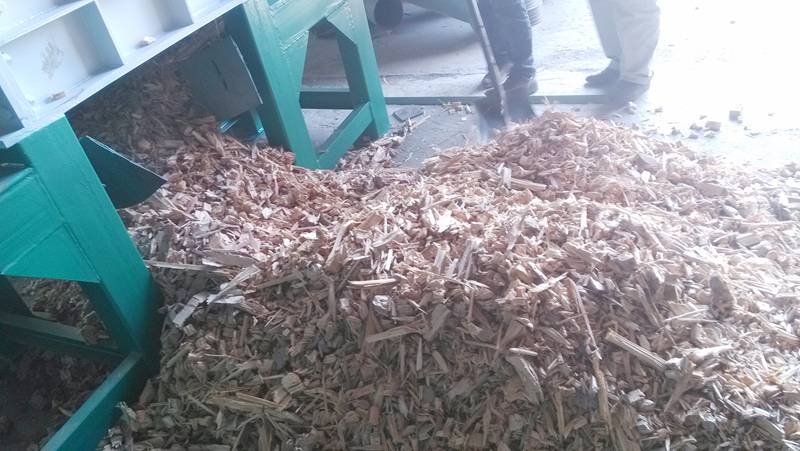出售 轮胎 哪里需要撕碎机刀片 铁刨花双轴撕碎机价格
