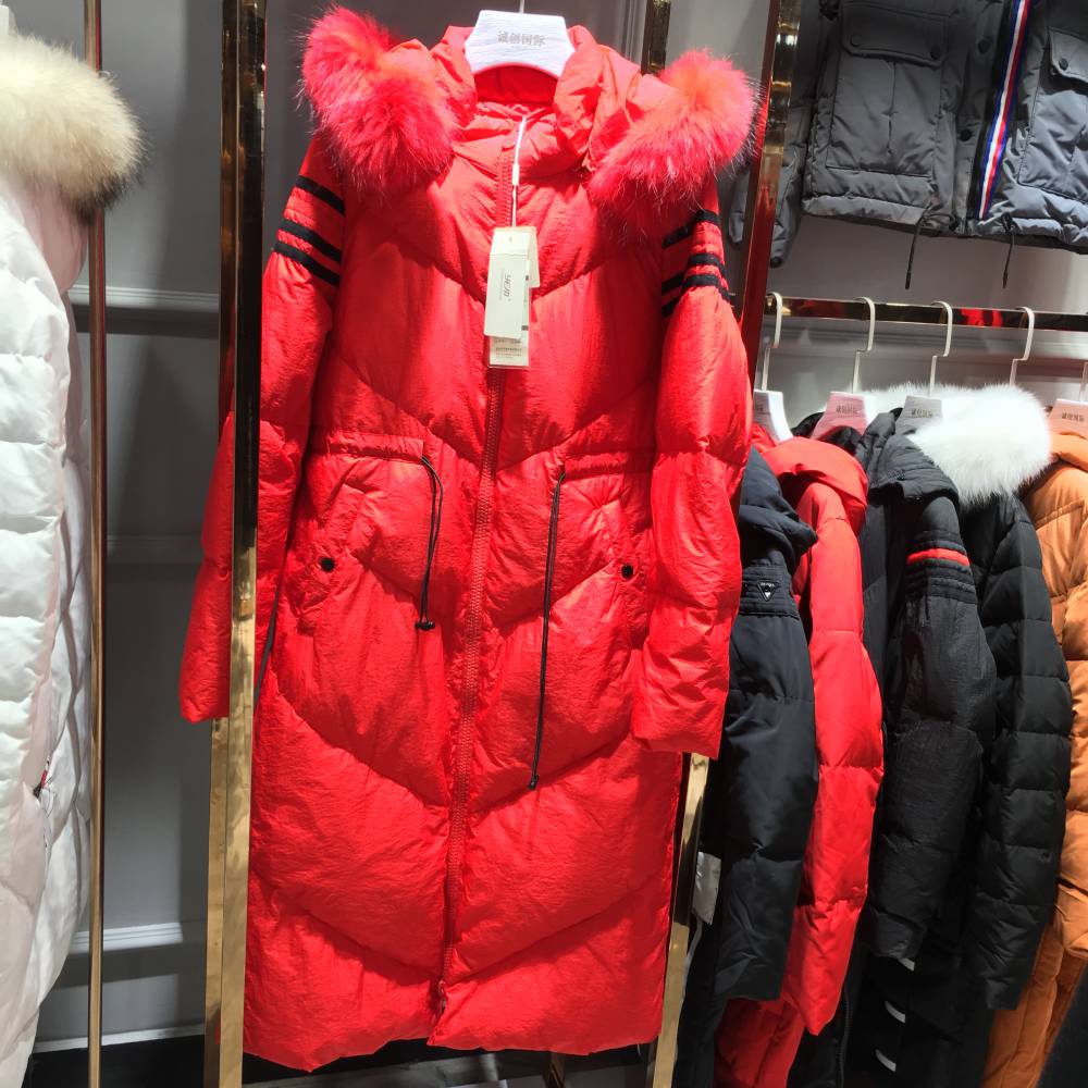 品牌工厂反季清仓大码羽绒服 品牌折扣女装走份批发