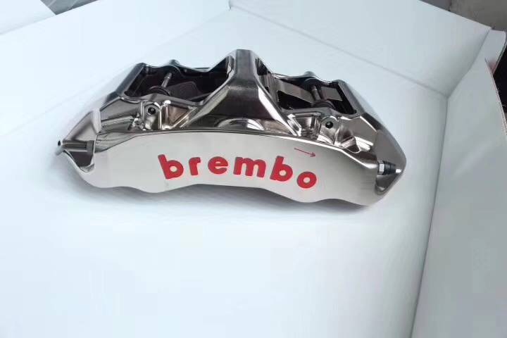 英菲尼迪改装升级brembo gtr大六活塞刹车鲍鱼 卡钳 分泵套装