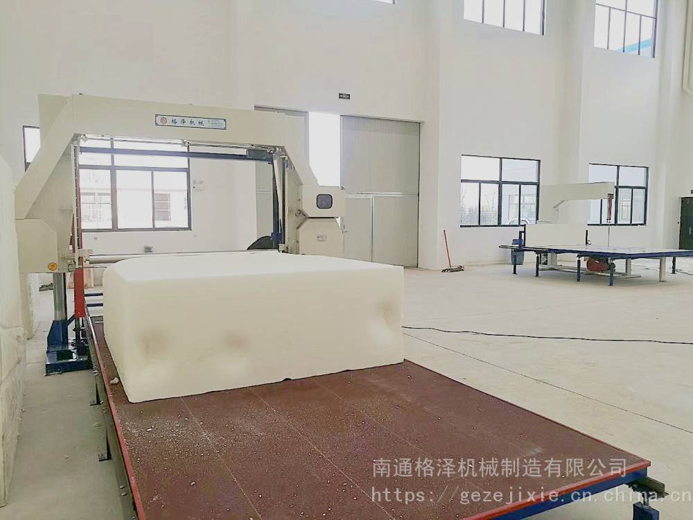 徐州海绵切割带刀设备厂家海棉分切机