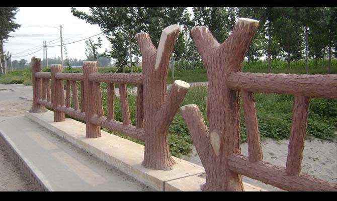 厂家直销水泥仿木纹混凝土护栏户外栏杆栅栏道路河道树皮景区围栏