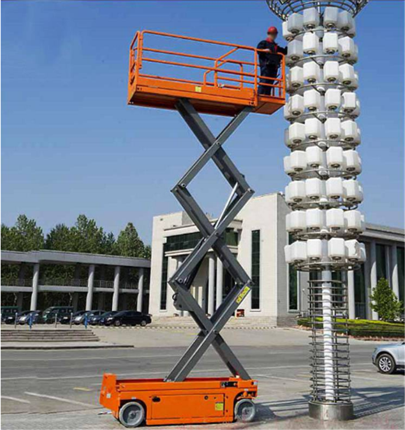 重庆永川区航天牌移动式自行走升降机液压驱动电瓶充电式升降车升降