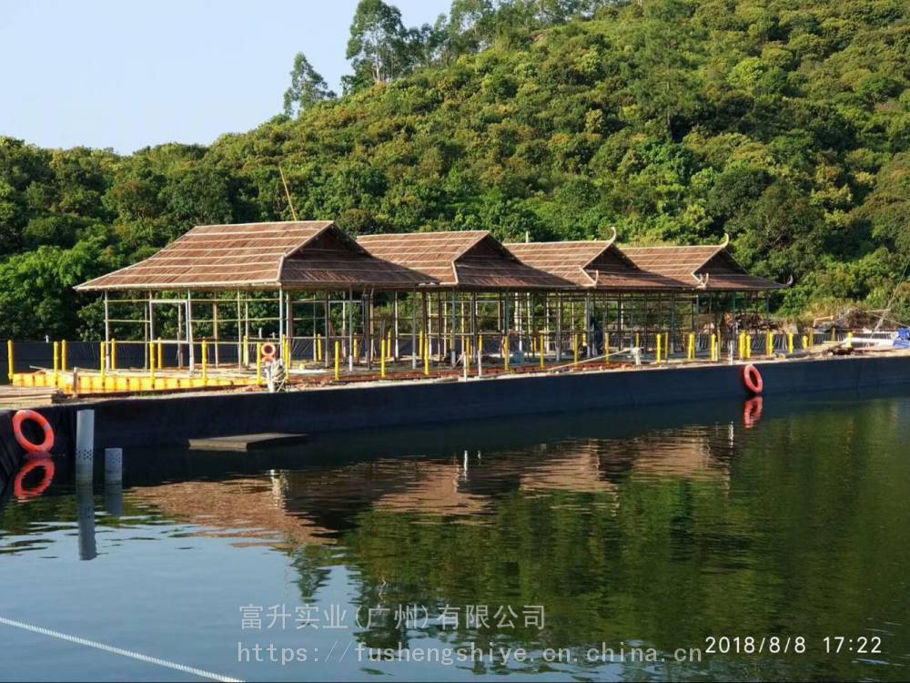 塑料浮筒厂家 自产自销 简易拼装水上木屋浮筒平台 水上休闲农庄