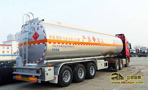 昌骅化工液体(汽油)运输车_液罐车_油罐车_槽罐车_半挂车