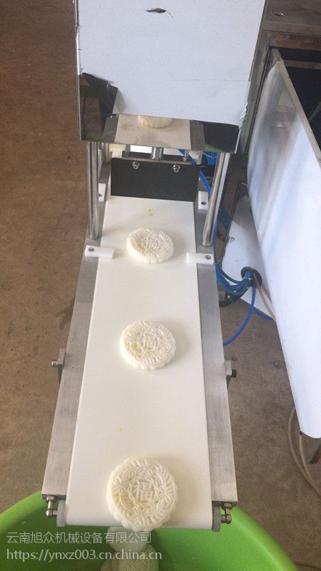 云南做糍粑机的机器 饵块机器昆明生产厂家 昆明食品机械有限公司