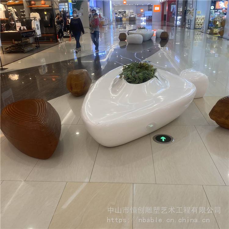 顺德珠海休闲椅雕塑商场美陈雕塑造型摆件