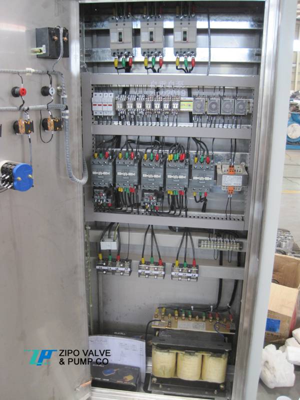 自耦降压软启动控制柜 供电电源:三相交流380v  频率:50hz  起动频率