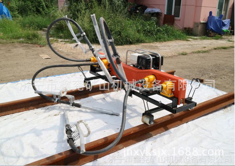 nd-4.22型内燃软轴高频捣固机