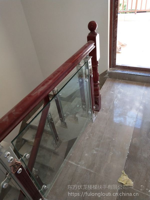 三亚玻璃楼梯扶手制作安装_钢化玻璃扶手室内楼梯定制设计