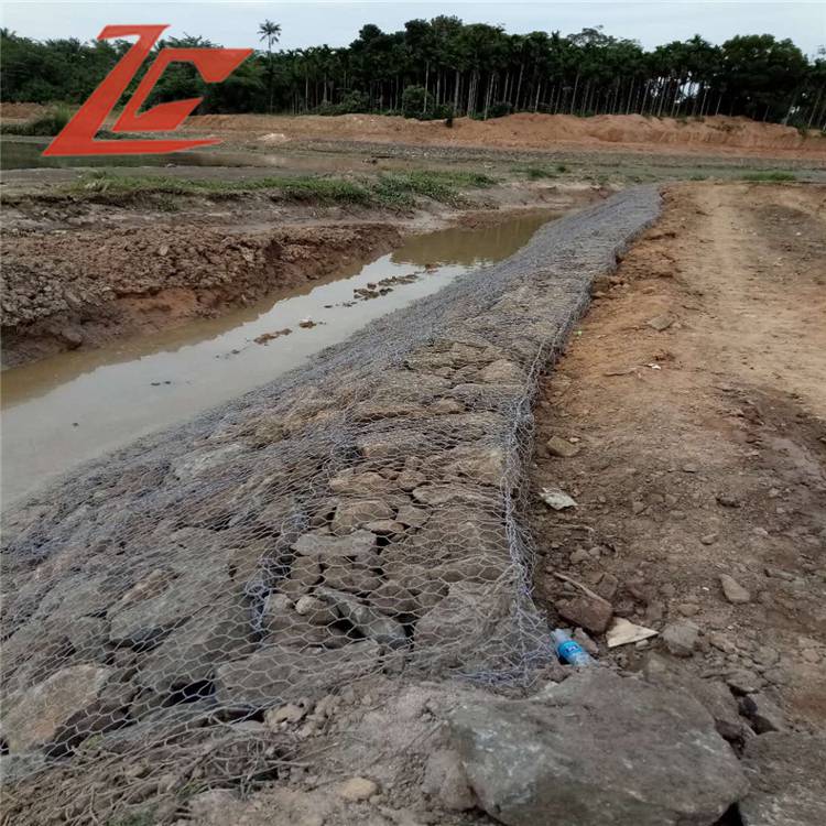 生态河道宾格垫护坡 镀锌格宾石笼耐腐蚀 高尔凡雷诺护垫护脚规格