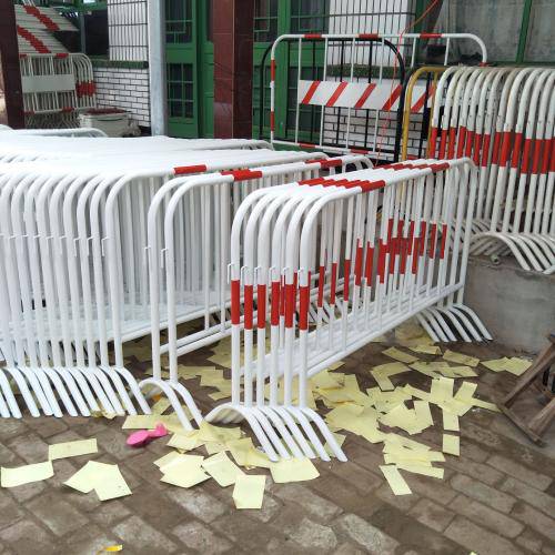 1.2米广州铁马护栏安全安保 固定式施工护栏