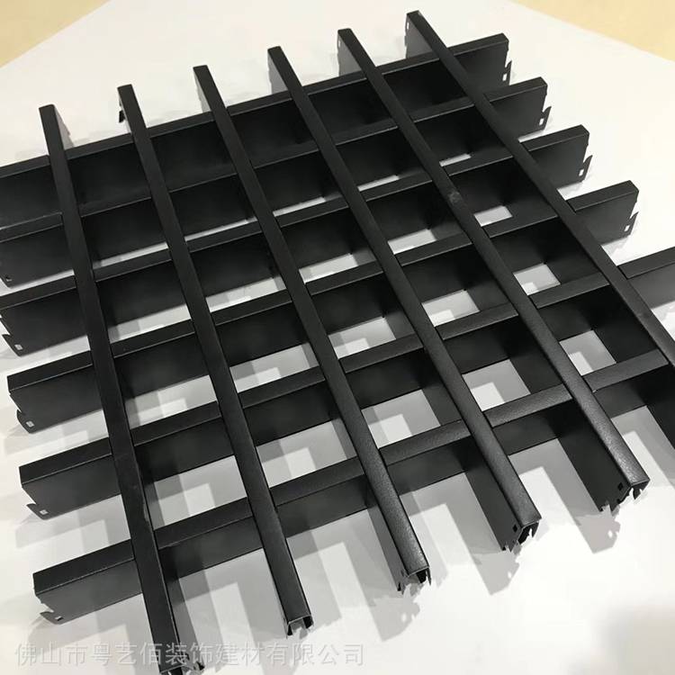 鄂州黑色铝格栅吊顶 100x100铝格栅 工程方格格栅