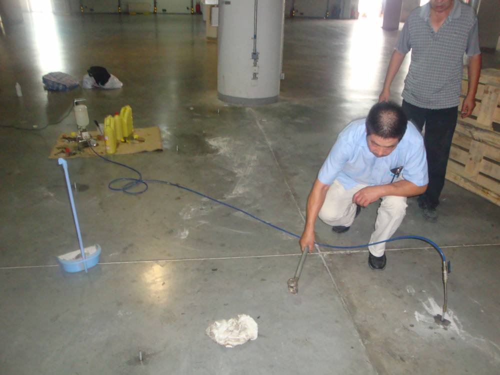 成都水磨石空鼓注浆 地坪裂缝空鼓灌浆 空鼓灌浆材料