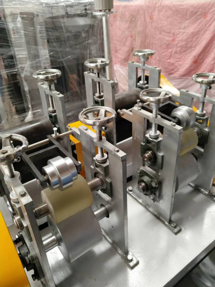 45.51家具封边条生产线设备
