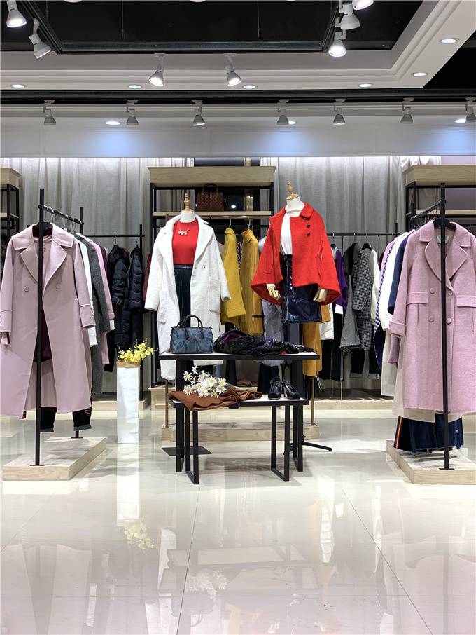 首页 服装 女装 女装组合包 璐琪服装尾货批发批发哪里有  [ 更新日期