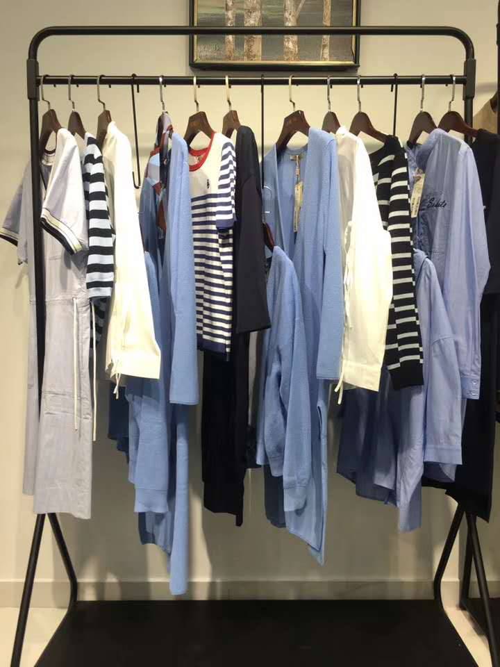 已实现品牌服装厂家←→杭州礼诚品牌折扣服饰货源供应直流对接,让