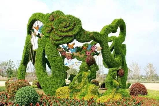 绿化景区植物绿雕,四川雕塑厂现货绿雕生产