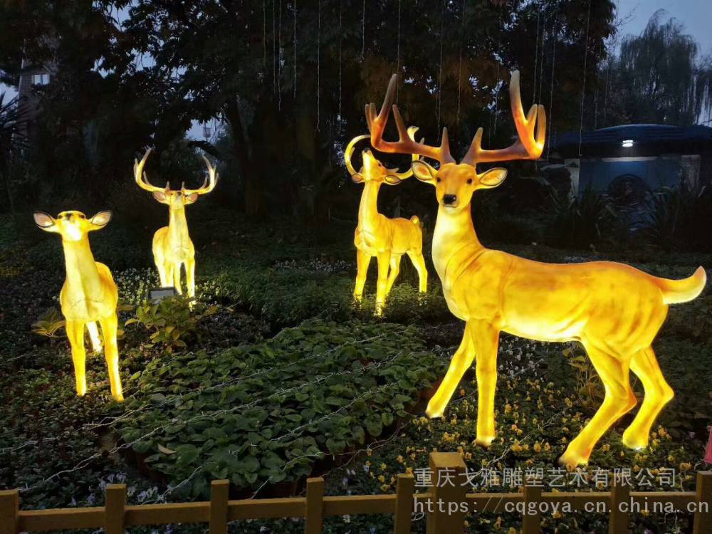 重庆发光鹿子雕塑玻璃钢动物雕塑公司
