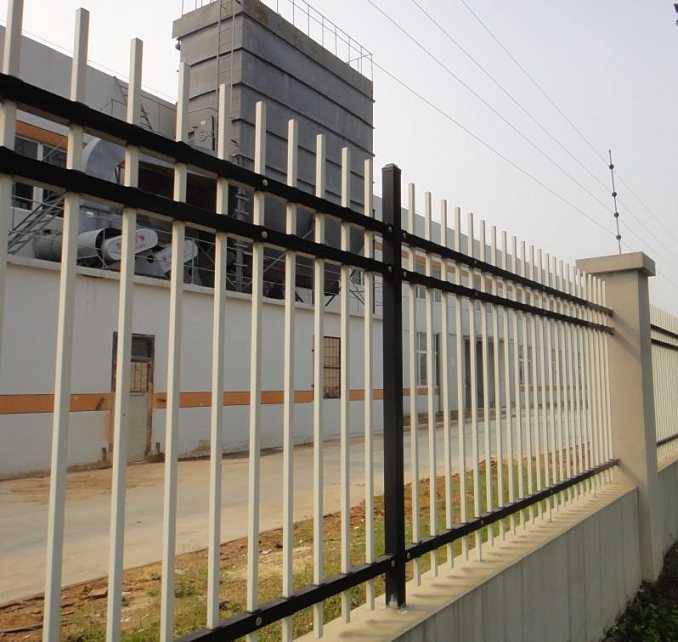 平舆 庭院铁艺围墙防护栏安装视频大全