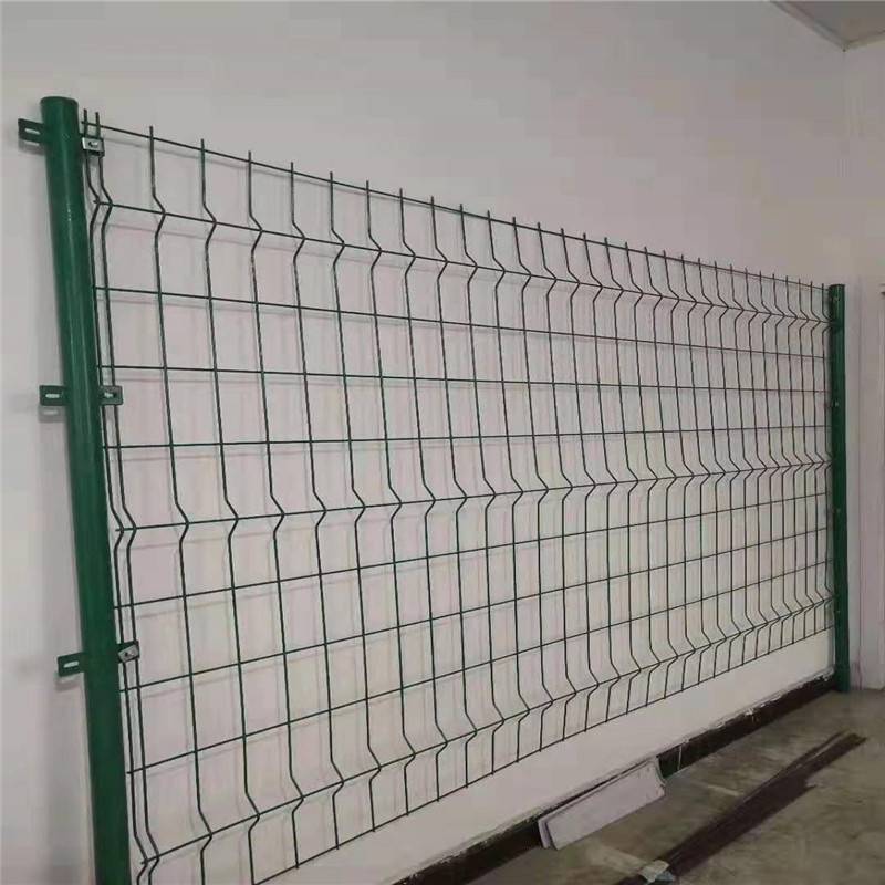 护栏网多少钱一米 绿色铁丝网 工厂围墙网