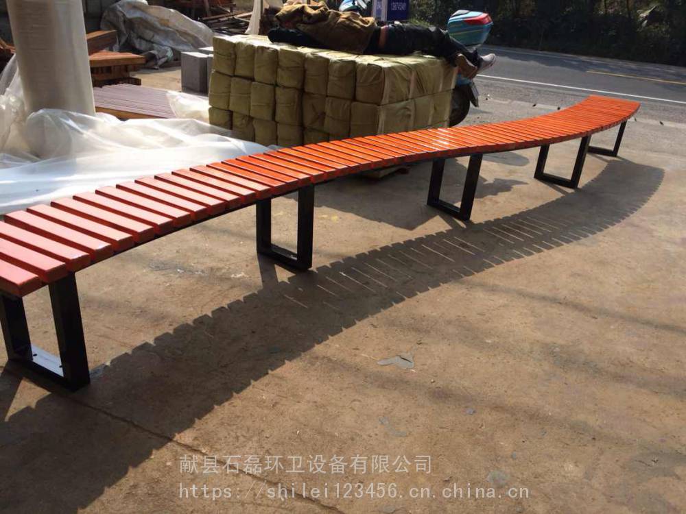 厂家定制公共靠背椅休闲长条凳子户外圆形座椅铁艺长椅子防腐木围树椅