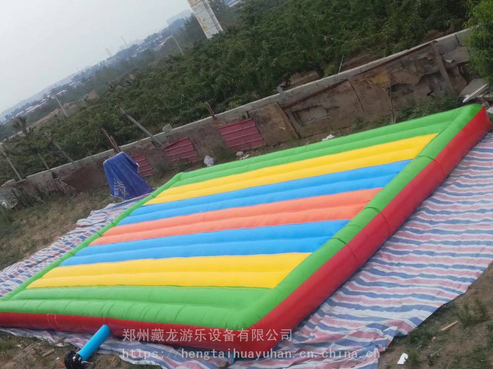 抖音同款网红桥安全气垫 网红桥户外充气气垫 抖音吊桥安全防护蹦蹦床
