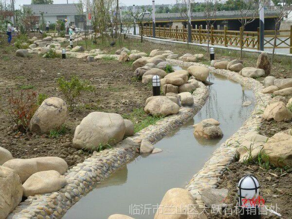 河卵石产地批发 淄博市高青县水冲石 海浪石 草坪石 河滩石