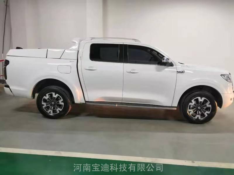 长城炮皮卡改装鲨鱼王多变体智能皮卡后箱盖